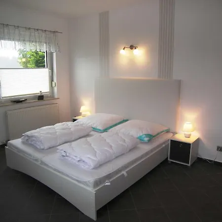 Scholz * Luhmannsdorf